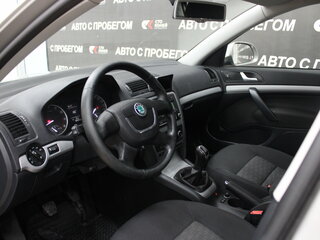 2012 Skoda Octavia II (A5) Рестайлинг, бежевый, 698000 рублей, вид 5