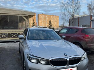 2019 BMW 3 серии 318d VII (G2x), серебристый, 3350000 рублей, вид 3