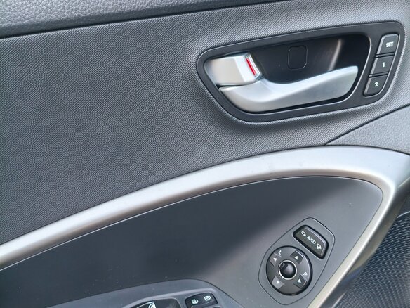 2016 Hyundai Santa Fe III Рестайлинг, белый, 2200000 рублей - вид 12