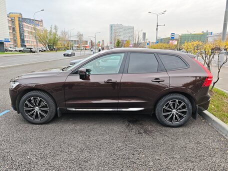 2019 Volvo XC60 II, коричневый, 3950000 рублей, вид 3