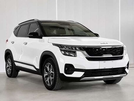 2022 Kia KX3, белый, 1750000 рублей, вид 3