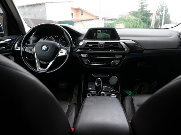 2018 BMW X3 20i xDrive III (G01), синий, 3730000 рублей - вид 8