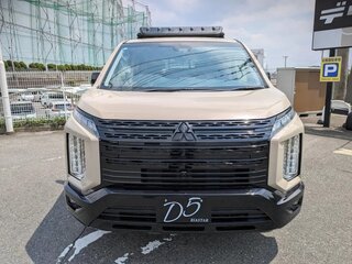 2023 Mitsubishi Delica D:5 I Рестайлинг, бежевый, 2980000 рублей, вид 2