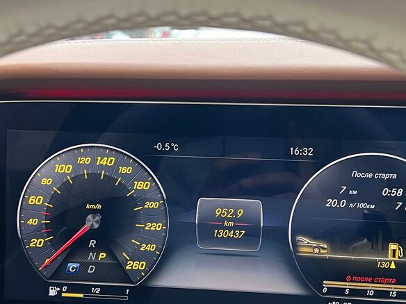 2017 Mercedes-Benz E-Класс 200 V (W213, S213, C238), чёрный, 3300000 рублей - вид 4