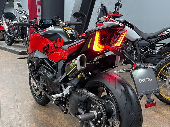 2026 QJMotor SRK 921, чёрный, 1090000 рублей - вид 8