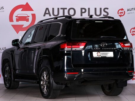 2021 Toyota Land Cruiser 300 Series, чёрный, 8865000 рублей, вид 2