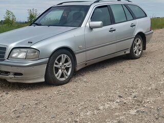 1998 Mercedes-Benz C-Класс 250 I (W202) Рестайлинг, белый, 260000 рублей, вид 4