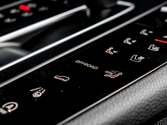 2025 Porsche Macan I Рестайлинг 2, синий, 11859000 рублей - вид 19