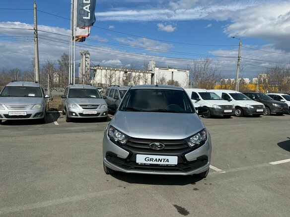 2026 Lada (ВАЗ) Granta I Рестайлинг, серебристый - вид 6