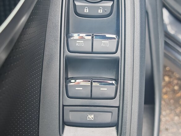 2018 Subaru XV II, серый - вид 12