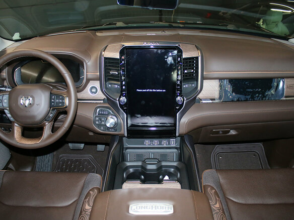 2026 Ram 1500 Crew Cab eTorque V Рестайлинг, чёрный, 11300000 рублей - вид 7