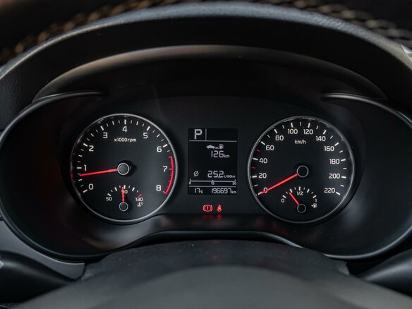 2019 Kia Rio X-Line IV, белый, 1250000 рублей - вид 13