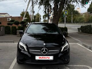 2013 Mercedes-Benz A-Класс 180 III (W176), чёрный, 1300000 рублей, вид 4