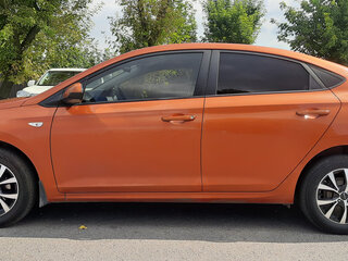 2022 Hyundai Solaris II Рестайлинг, оранжевый, 1599000 рублей, вид 3