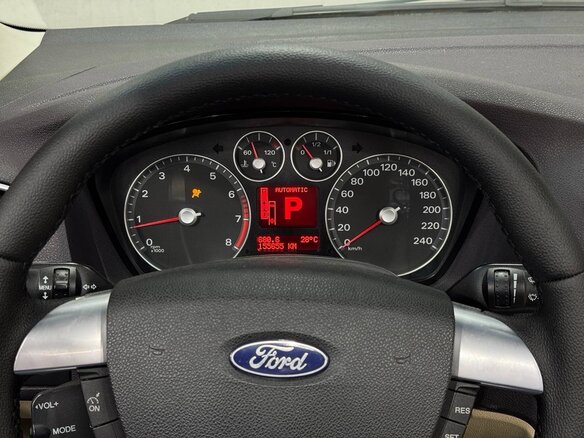 2007 Ford Focus II, коричневый, 890000 рублей - вид 24