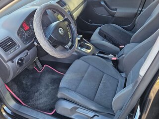 2008 Volkswagen Golf V, чёрный, 550000 рублей, вид 4