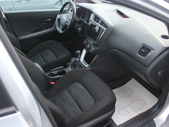 2016 Kia Ceed II Рестайлинг, серебристый - вид 5