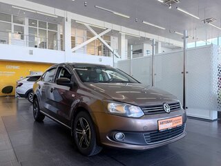 2014 Volkswagen Polo V, коричневый, 759000 рублей, вид 3