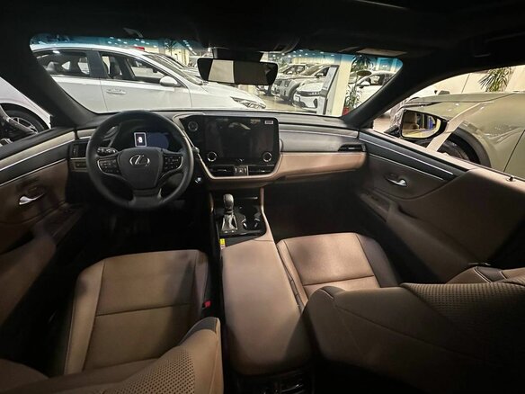 2025 Lexus ES 200 VII Рестайлинг 2, серый, 6024000 рублей - вид 6