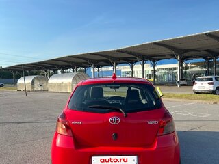 2008 Toyota Yaris Multimode II, красный, 530000 рублей, вид 3
