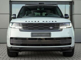 2026 Land Rover Range Rover P550e V, серебристый, 14778500 рублей, вид 2