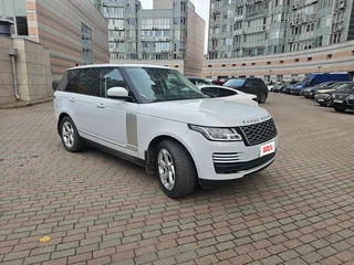 2021 Land Rover Range Rover IV Рестайлинг, белый, 9350000 рублей, вид 3