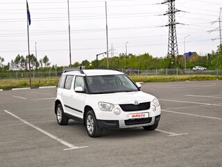 2013 Skoda Yeti I, белый, 830000 рублей, вид 4