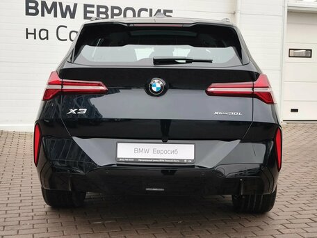 2025 BMW X3 Long 30L xDrive IV (G45/G48), чёрный, 7249000 рублей, вид 4