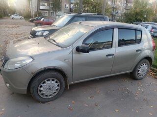 2011 Renault Sandero I, бежевый, 450000 рублей, вид 4