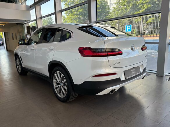 2019 BMW X4 30i II (G02), белый, 3849000 рублей - вид 5