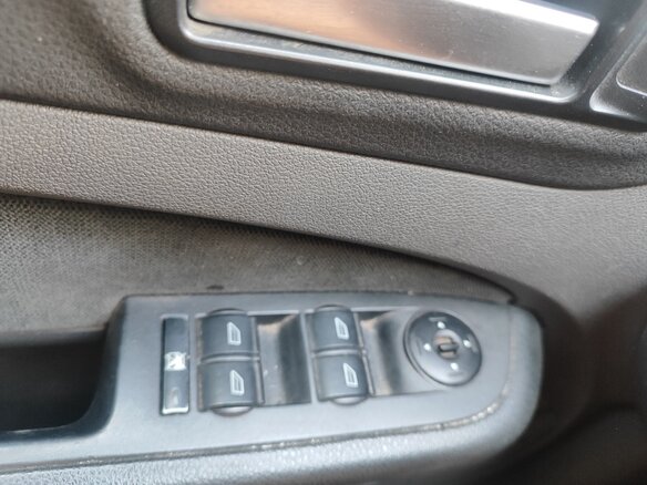 2005 Ford Focus II, серебристый, 220000 рублей - вид 5
