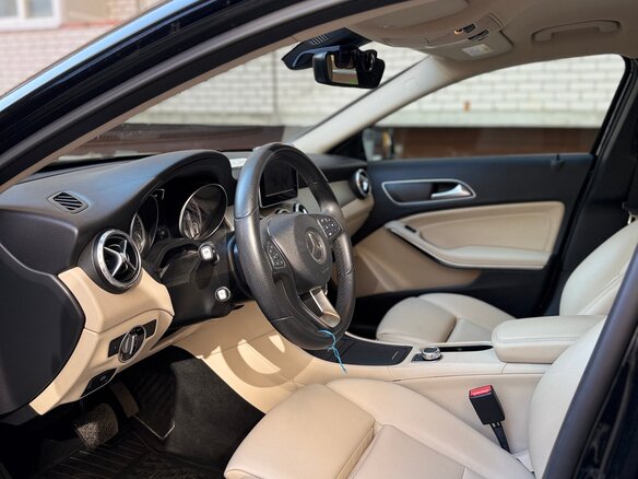 2016 Mercedes-Benz GLA 250 I (X156), чёрный, 2205000 рублей - вид 6