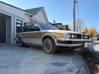 1988 Pontiac 6000, белый, 450000 рублей, вид 3