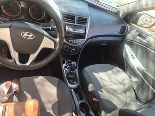2013 Hyundai Solaris I, чёрный, 540000 рублей, вид 4