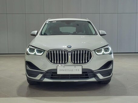 2023 BMW X1 Long 20Li sDrive II (F48) Рестайлинг, белый, 1900000 рублей, вид 2