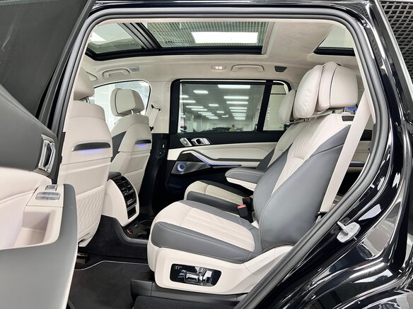 2025 BMW X7 40d I (G07) Рестайлинг, чёрный, 15499000 рублей - вид 32
