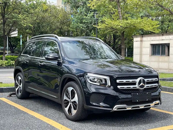2020 Mercedes-Benz GLB 200 I (X247), чёрный, 2350606 рублей