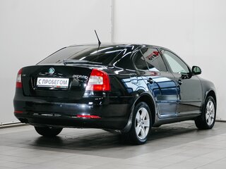 2012 Skoda Octavia II (A5) Рестайлинг, чёрный, 869000 рублей, вид 3