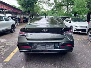 2024 Hyundai Elantra VII (CN7) Рестайлинг, серебристый, 1500007 рублей, вид 5