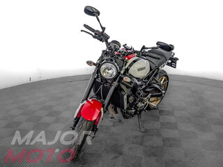 2020 Yamaha XSR900, белый, 889000 рублей, вид 3
