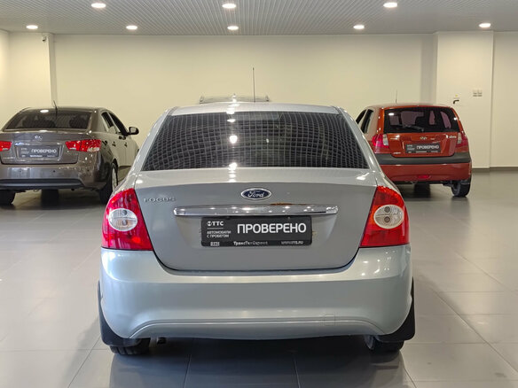 2009 Ford Focus II Рестайлинг, серый - вид 5