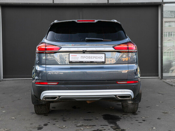 2023 Geely Atlas Pro, серый, 1680000 рублей - вид 4