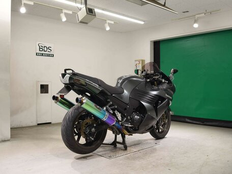 2006 Kawasaki ZZR 1400, серый, 777000 рублей, вид 5