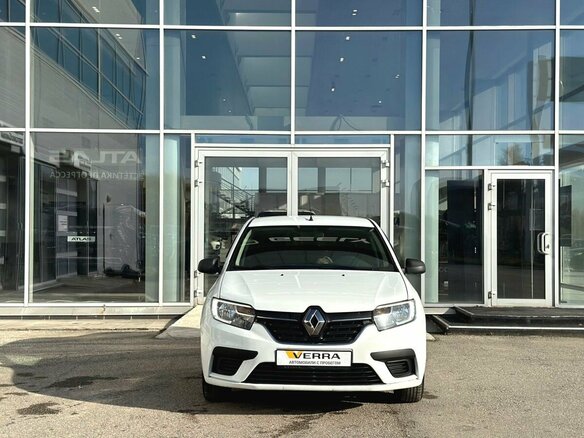 2019 Renault Logan II Рестайлинг, белый, 750000 рублей - вид 1