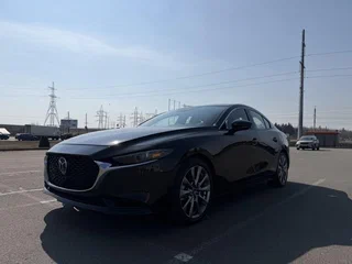 2022 Mazda 3 Axela IV (BP), чёрный, 1700000 рублей, вид 1