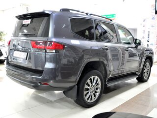 2021 Toyota Land Cruiser 300 Series, серый, 9500000 рублей, вид 5