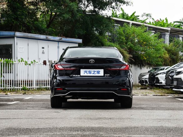 2026 Toyota Camry IX (XV80) China Market, белый - вид 5
