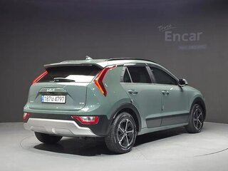 2023 Kia Niro II, зелёный, 1359000 рублей, вид 3