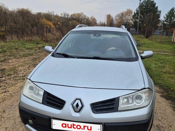2008 Renault Megane II Рестайлинг, серебристый