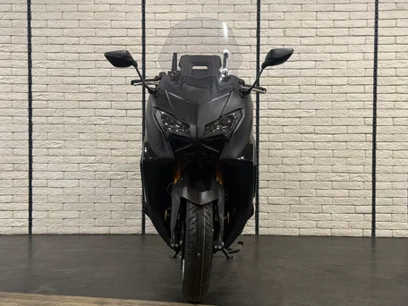 2026 Yamaha TMAX, пурпурный, 1770000 рублей, вид 3
